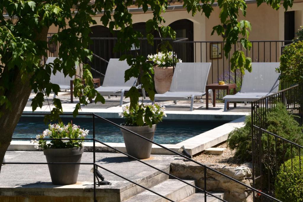 Hotel Du Poete Fontaine-de-Vaucluse Exterior foto