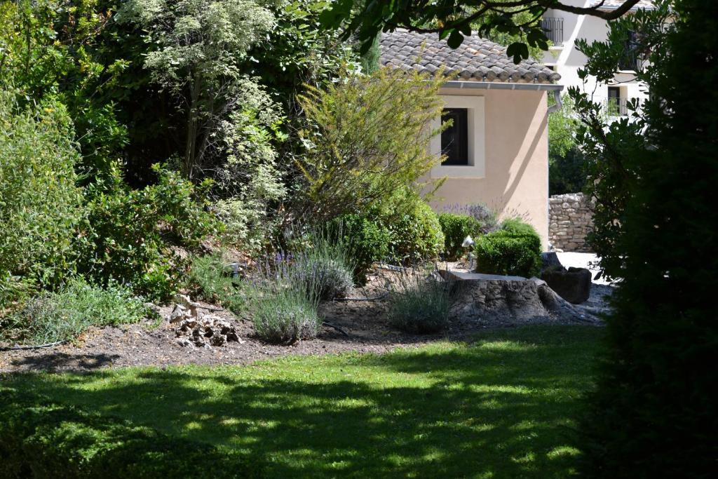 Hotel Du Poete Fontaine-de-Vaucluse Exterior foto