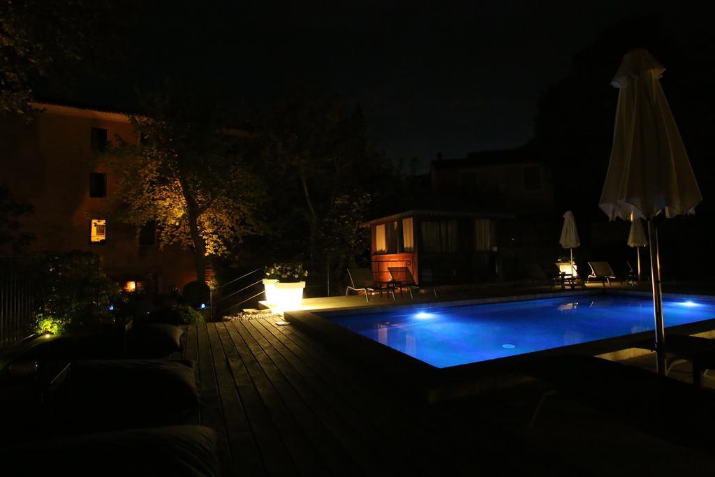 Hotel Du Poete Fontaine-de-Vaucluse Exterior foto